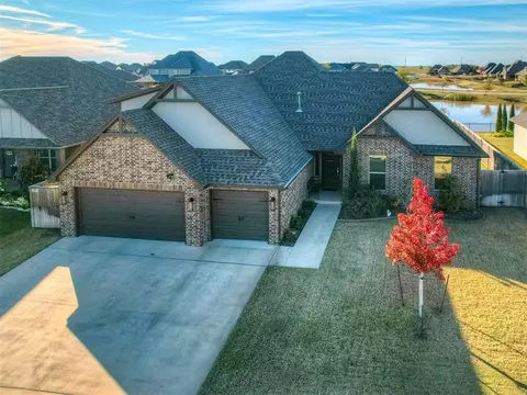 5600 Frontier Trl, Norman, OK 73072