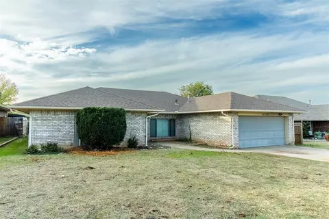 10209 Little Pond Dr, Oklahoma City, OK 73162