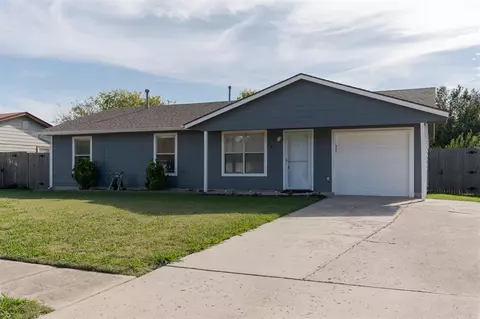 2208 Lafayette Dr, Norman, OK 73071