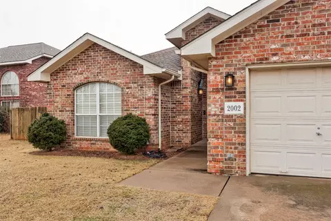 2002 Olde Ridge Rd, Edmond, OK 73012