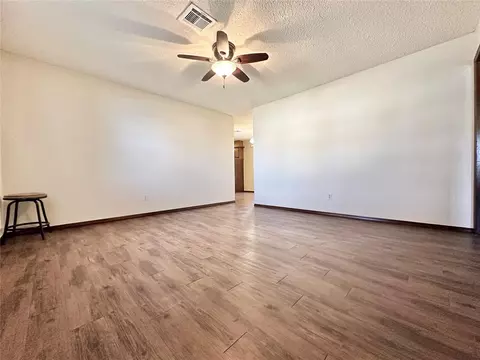 809 E Georgia St, Shawnee, OK 74804 photo 8