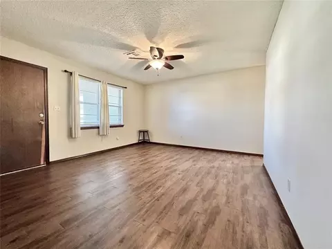 809 E Georgia St, Shawnee, OK 74804 photo 6