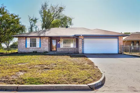 4868 SE 41st St, Del City, OK 73115