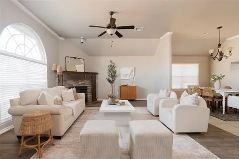 6704 NW 159th St, Edmond, OK 73013