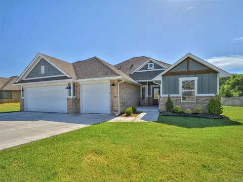 2748 Juneberry Ln, Newcastle, OK 73065