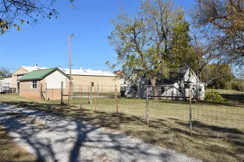 105 W Rush Rd, Guthrie, OK 73044 photo 5