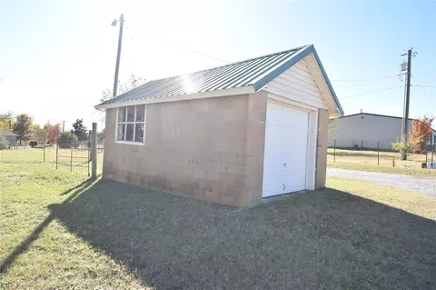 105 W Rush Rd, Guthrie, OK 73044 photo 6