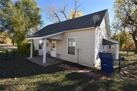 105 W Rush Rd, Guthrie, OK 73044