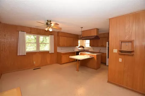 109 W Rush Rd, Guthrie, OK 73044 photo 7