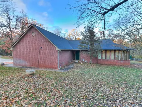 4101 Cedar Creek Dr, Edmond, OK 73034