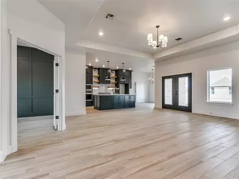 1204 Jaden Blvd, Tuttle, OK 73089 photo 4