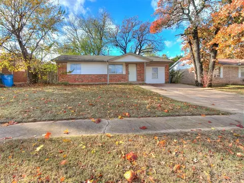 1505 Mcdonald Dr, Midwest City, OK 73130