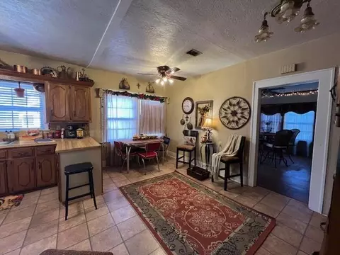 425 S 3rd St, Mountain View, OK 73062 photo 21