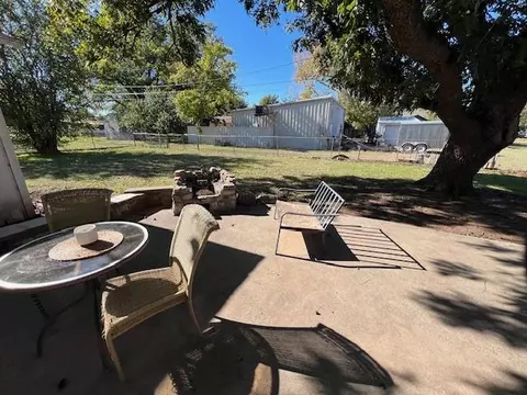 425 S 3rd St, Mountain View, OK 73062 photo 30