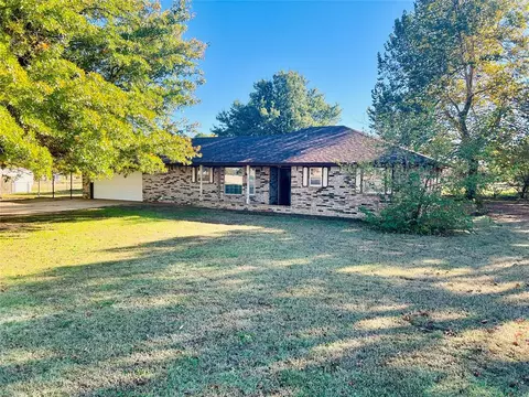 1717 County Road 1210, Tuttle, OK 73089