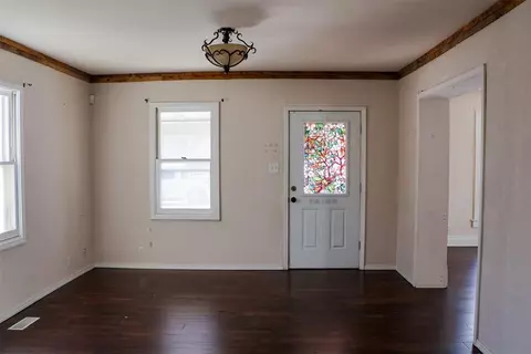 616 E Mansur Ave, Guthrie, OK 73044 photo 4