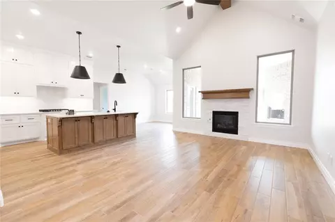 9316 NW 118th Ter, Yukon, OK 73099