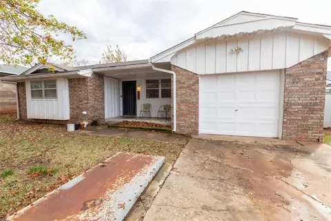 805 E Franklin St, Shawnee, OK 74804