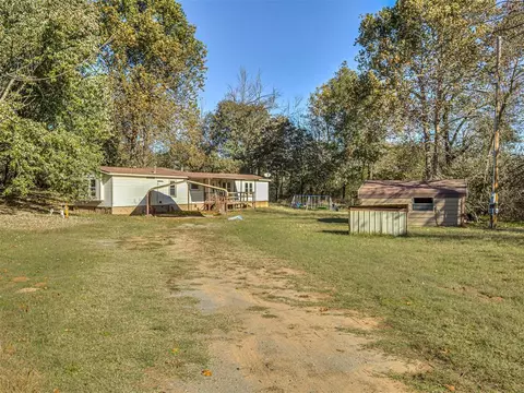 28616 E 44th, Yale, OK 74085 photo 3