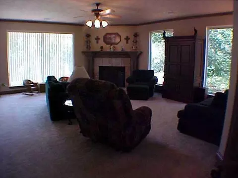 209 Kortney, Tuttle, OK 73089 photo 3
