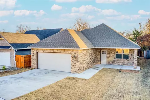 524 Remington Ave, Jones, OK 73049