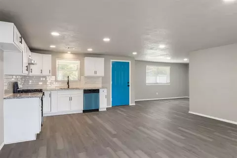 1537 Bradley Pl, Oklahoma City, OK 73127