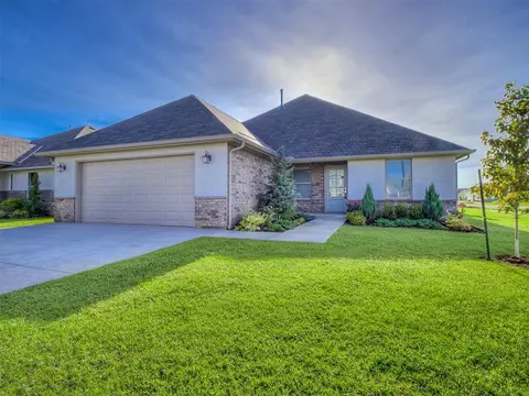 16700 Doyle Dr, Edmond, OK 73012 photo 3