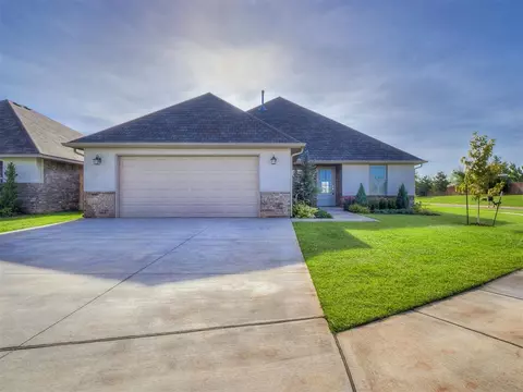 16700 Doyle Dr, Edmond, OK 73012