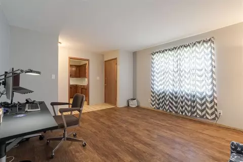 212 E 30th St, Edmond, OK 73013 photo 10