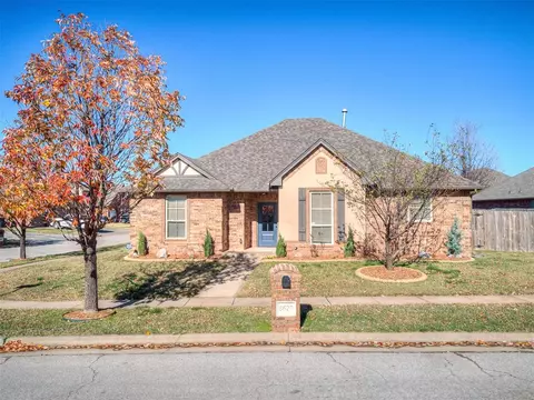 8629 NW 111th St, Oklahoma City, OK 73162