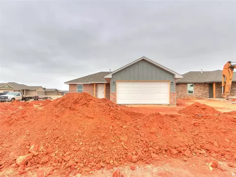 1201 Sierra Ln, Kingfisher, OK 73750