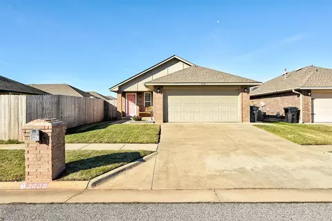 3609 Green Apple Pl, Moore, OK 73160