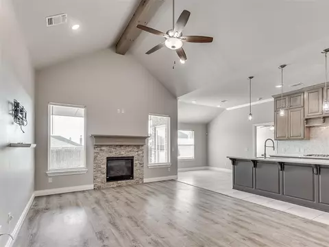 912 NE 34th Ter, Moore, OK 73160 photo 7