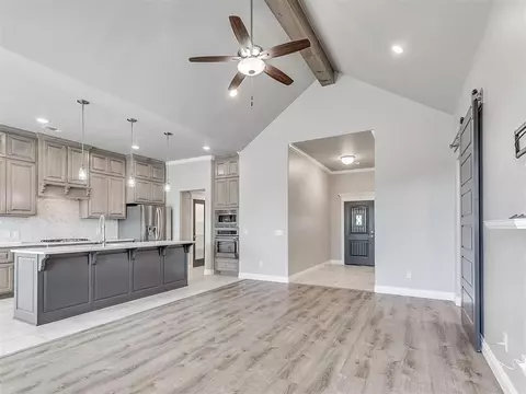 912 NE 34th Ter, Moore, OK 73160 photo 9