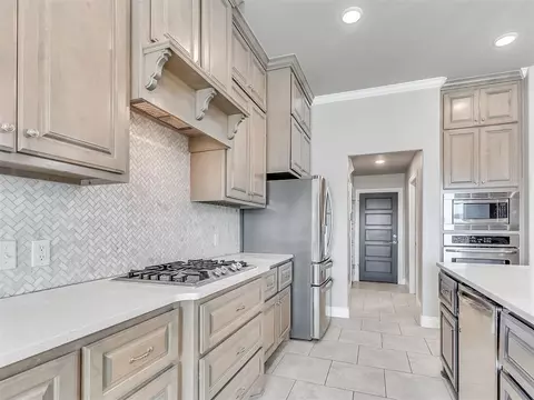 912 NE 34th Ter, Moore, OK 73160 photo 14