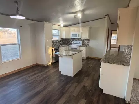 7600 Blue Gill Ln, El Reno, OK 73036