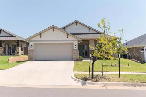 420 Vista Dr, Yukon, OK 73099