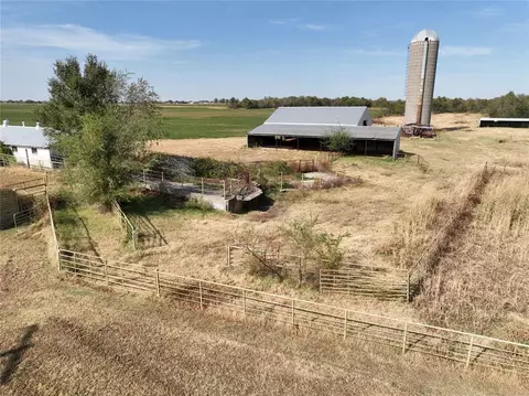 1603 E Tyler Dr, Tuttle, OK 73089 photo 8