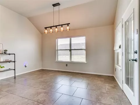 209 Evie Pl, Moore, OK 73160 photo 6