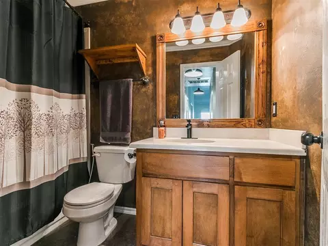 209 Evie Pl, Moore, OK 73160 photo 23