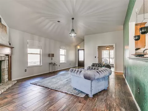 209 Evie Pl, Moore, OK 73160 photo 7