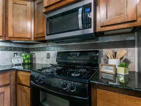 209 Evie Pl, Moore, OK 73160 photo 37
