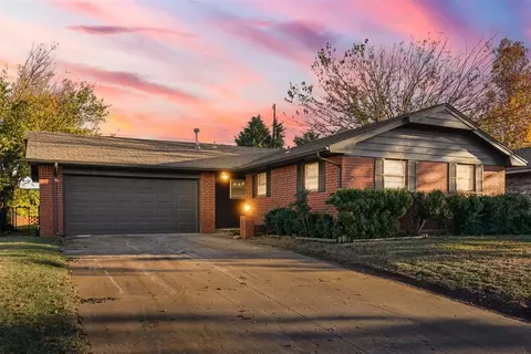 3404 Rolling Ln, Oklahoma City, OK 73110