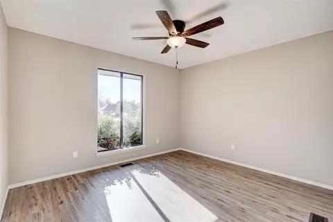 1730 Lionsgate Cir, Bethany, OK 73008 photo 4