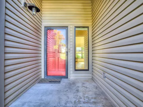 2006 Trailpine Ct, Norman, OK 73072 photo 3