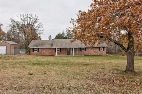 30609 Clearpond Rd, Shawnee, OK 74801