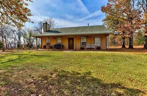 14001 Iron Rd, Mcloud, OK 74851 photo 4