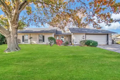 1101 N Lusk Ave, Elk City, OK 73644