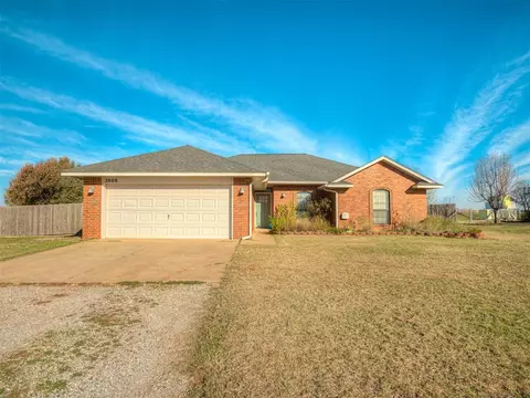 2009 NE Van Buren Ave, Piedmont, OK 73078