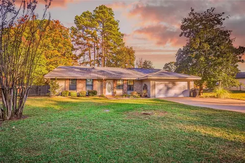 106 Stafford Ln, Idabel, OK 74745